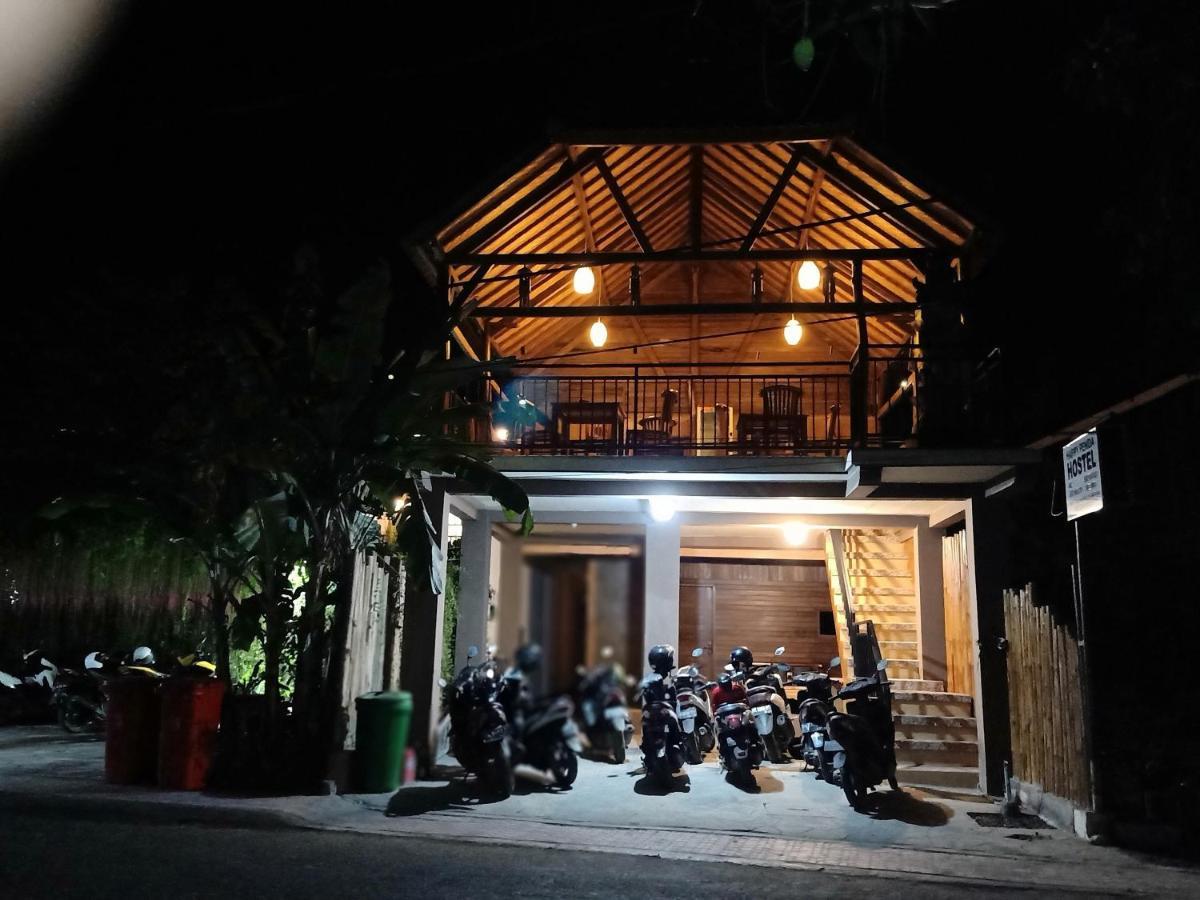 Happy Penida Hostel 2 Toyapakeh Exterior foto